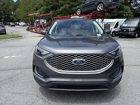 Used 2024 Ford Edge SEL AWD/4WD image 2