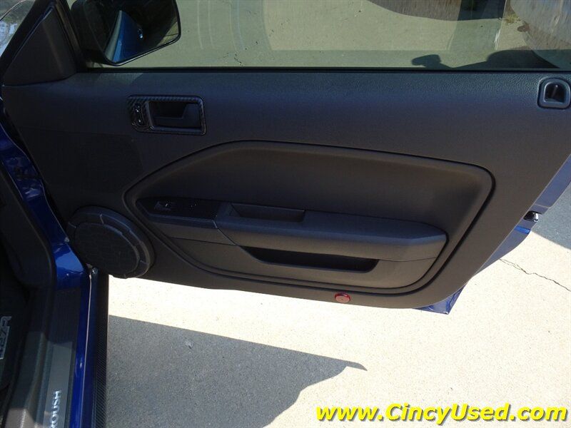 Used 2007 Ford Mustang GT RWD image 32