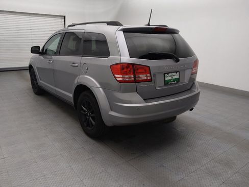 Used 2020 Dodge Journey SE w/ SE Popular Equipment Group FWD image 5