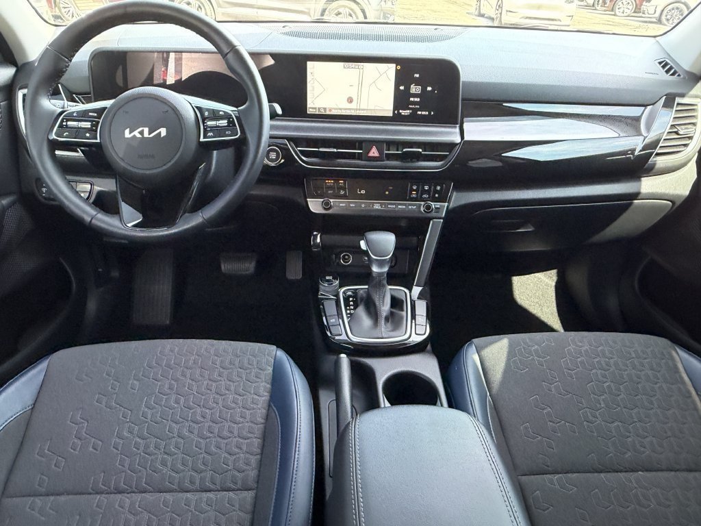 Certified 2025 Kia Seltos S FWD image 13