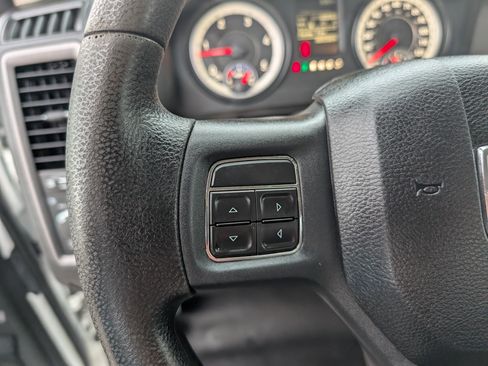 Used 2014 RAM 2500 Tradesman w/ Power & Remote Entry Group image 17