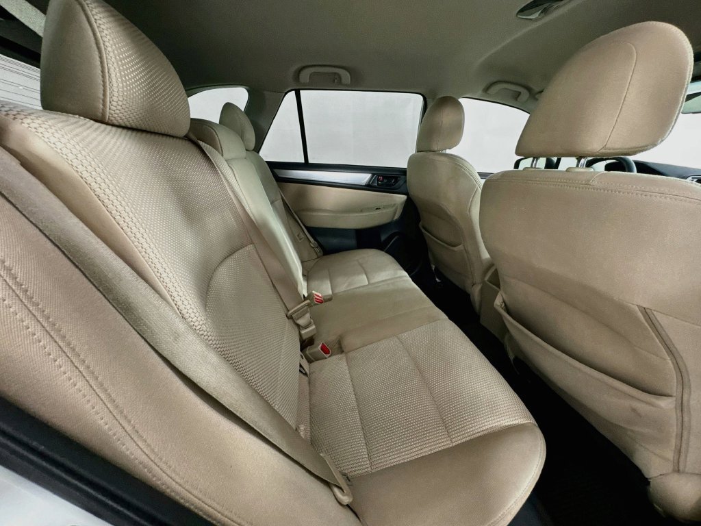 Used 2018 Subaru Outback 2.5i AWD/4WD image 32