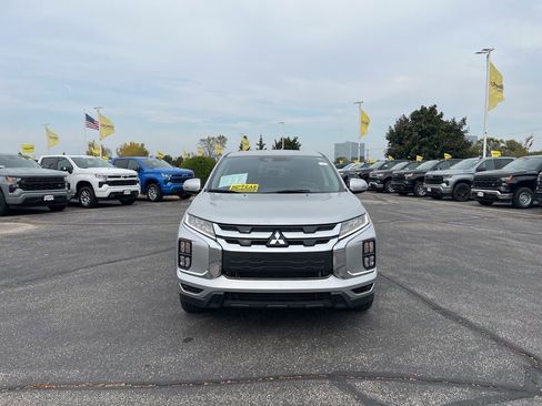 Used 2024 Mitsubishi Outlander Sport SE image 2