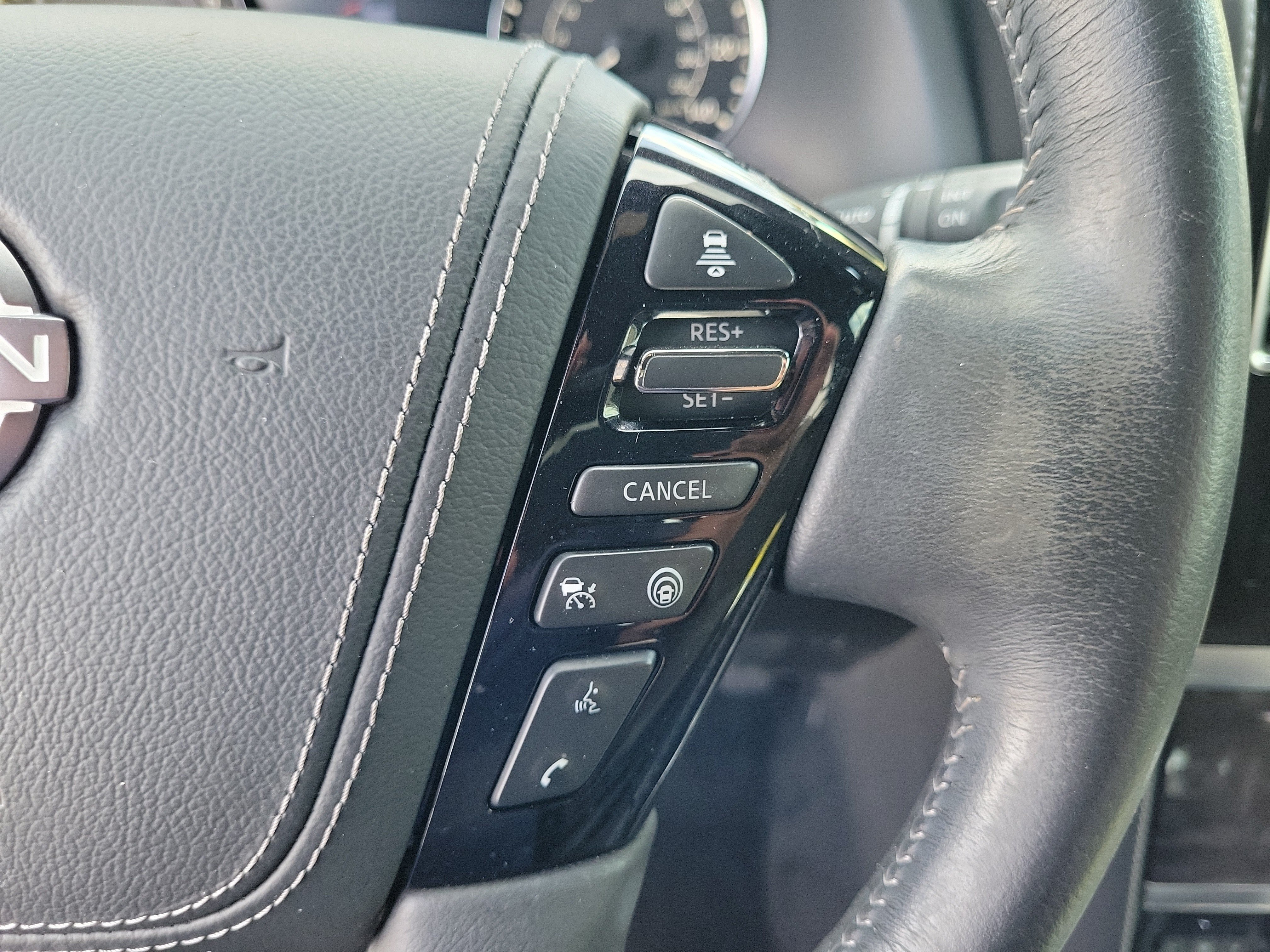 Certified 2023 Nissan Armada Platinum w/ Captain's Chairs Package RWD image 22