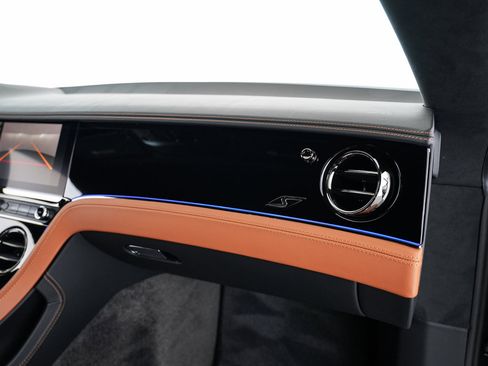 New 2026 Bentley Continental GT AWD/4WD image 32
