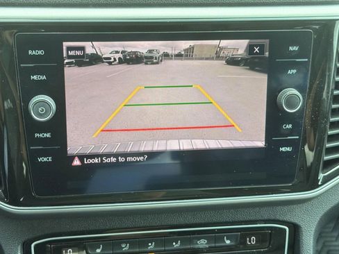 Used 2019 Volkswagen Atlas SEL FWD image 24