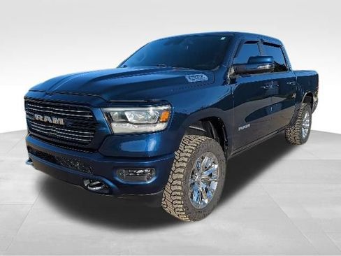 Used 2024 RAM 1500 Laramie AWD/4WD image 7