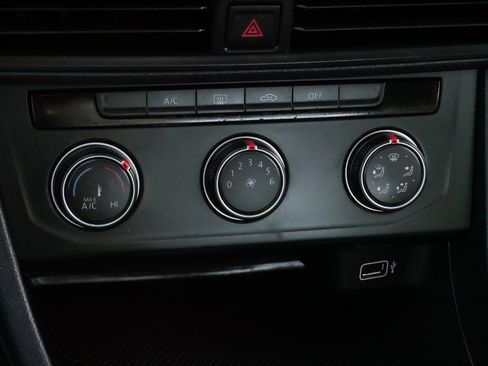 Used 2019 Volkswagen Jetta S w/ Driver Assistance Package image 23