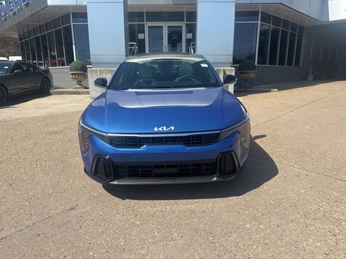 New 2026 Kia K4 GT-Line w/ GT-Line Premium Package image 2