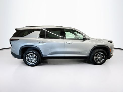 Used 2026 Chevrolet Traverse LT w/ Driver Confidence Package FWD image 10