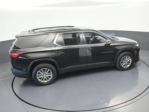 Used 2023 Chevrolet Traverse LT FWD image 52