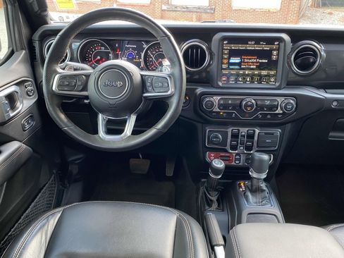 Used 2022 Jeep Wrangler Unlimited Rubicon w/ Trailer Tow Package image 12