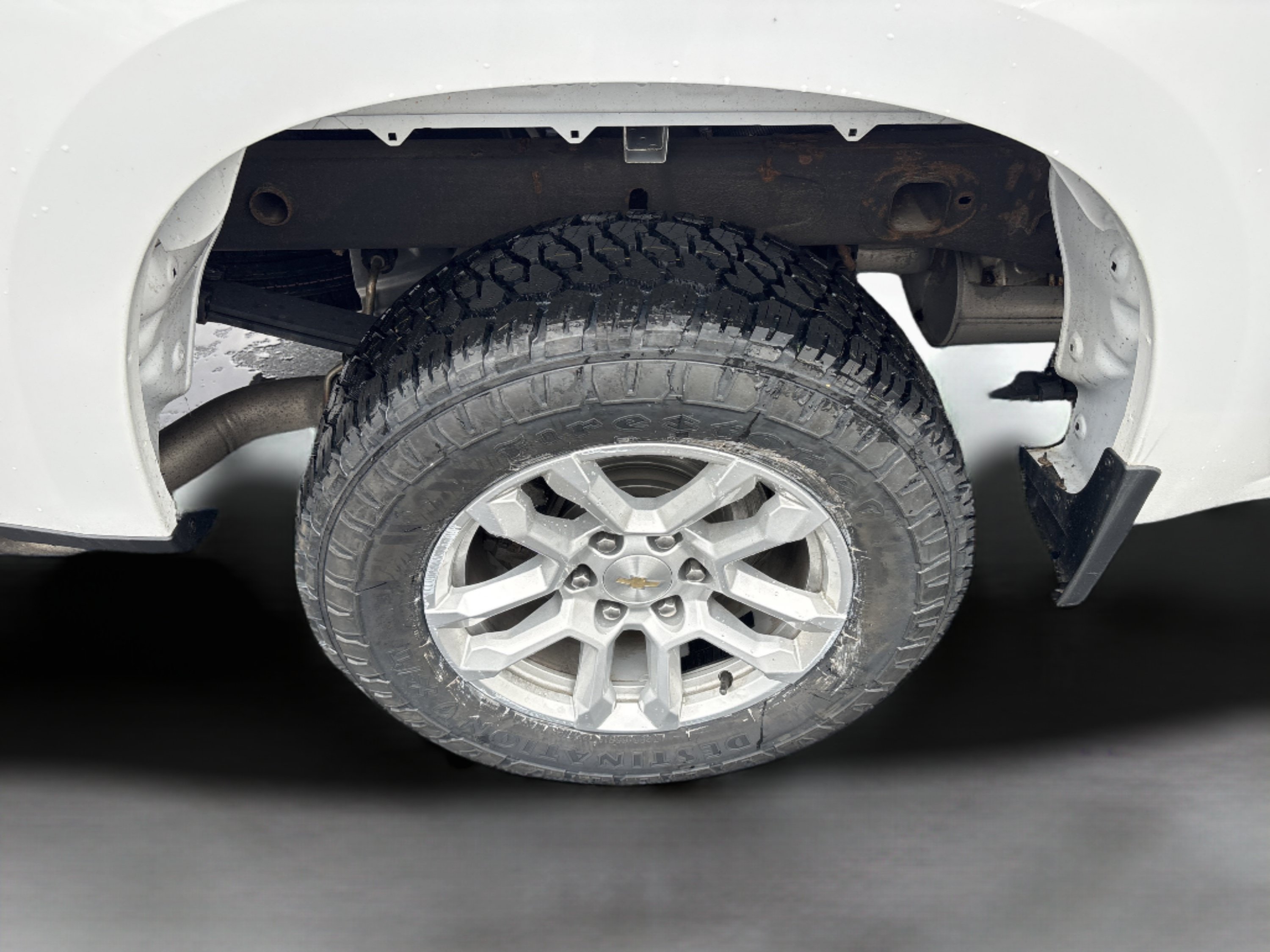 Used 2024 Chevrolet Silverado 1500 LT AWD/4WD image 28