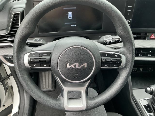 Used 2023 Kia Sportage LX AWD/4WD image 19