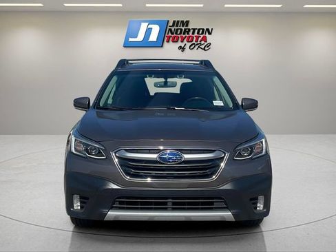Used 2022 Subaru Outback Limited w/ Tech Package 2 AWD/4WD image 2