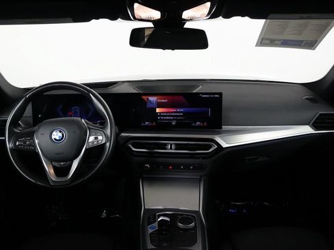 Used 2023 BMW i4 eDrive40 w/ Premium Package RWD image 8