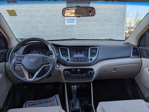 Used 2017 Hyundai Tucson Sport image 10