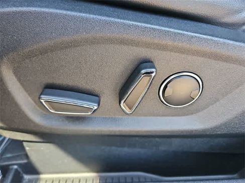 Used 2016 Ford Edge SEL w/ Equipment Group 201A image 17