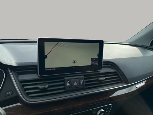 Used 2018 Audi Q5 2.0T Premium Plus w/ Premium Plus Package image 30