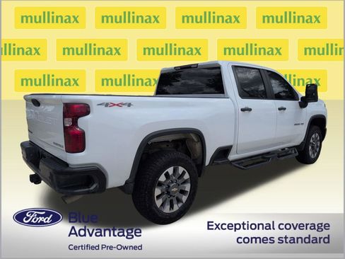 Used 2024 Chevrolet Silverado 2500 Custom w/ Custom Value Package AWD/4WD image 3