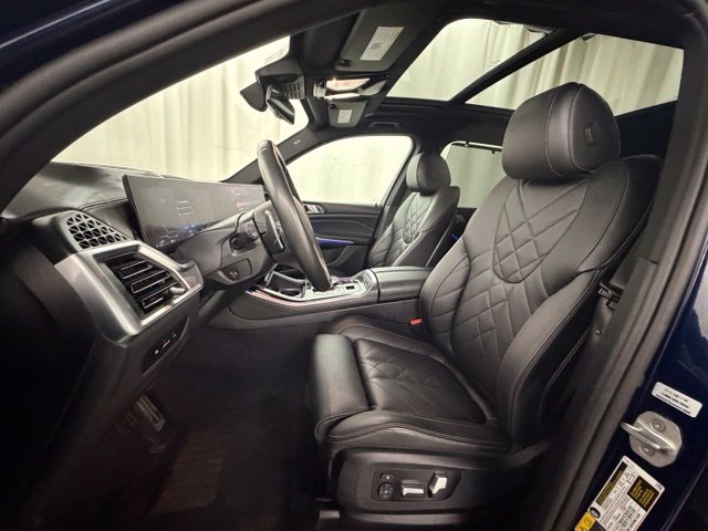 Used 2025 BMW X5 xDrive50e AWD/4WD image 8