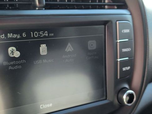 Certified 2025 Kia Soul LX w/ LX Technology Package FWD image 22