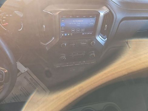 Used 2020 Chevrolet Silverado 1500 LT image 6