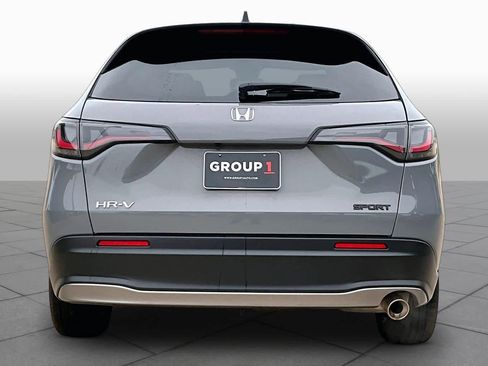 Used 2025 Honda HR-V Sport image 4