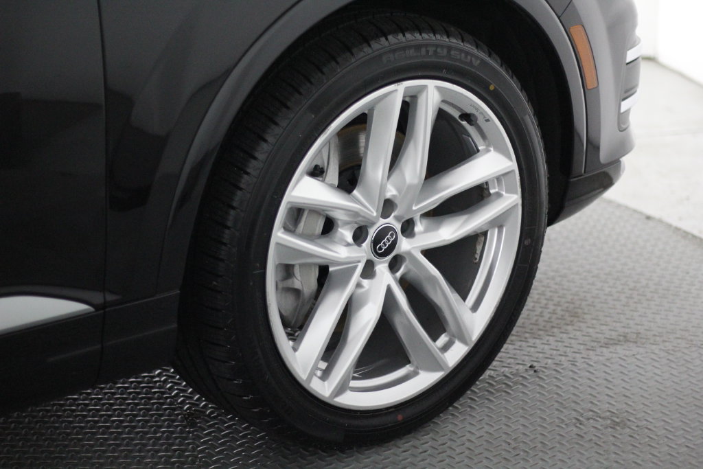 Used 2018 Audi Q7 3.0T Prestige AWD/4WD image 69