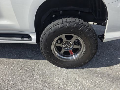 Used 2021 Lexus GX 460 Premium image 7