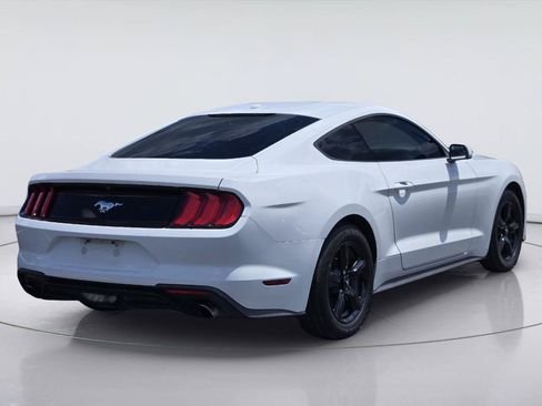 Used 2019 Ford Mustang Coupe RWD image 8