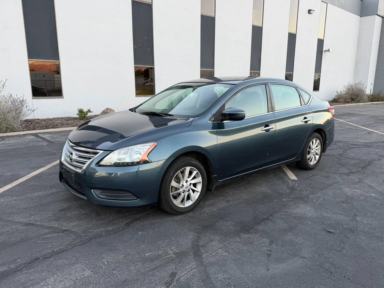 Used 2015 Nissan Sentra SV w/ Style Package FWD image 1