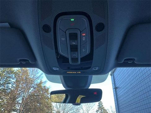 Used 2023 Audi Q5 2.0T Premium w/ Convenience Package image 34