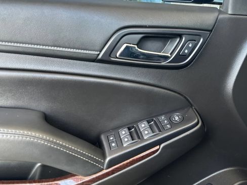 Used 2018 GMC Yukon SLT w/ Premium Edition RWD image 23
