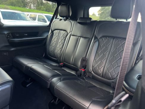 Used 2024 Jeep Grand Wagoneer L Series III image 15