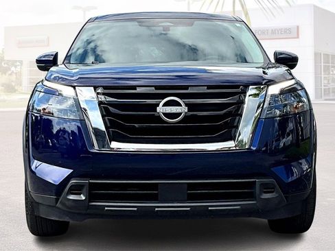 Used 2024 Nissan Pathfinder SV image 29
