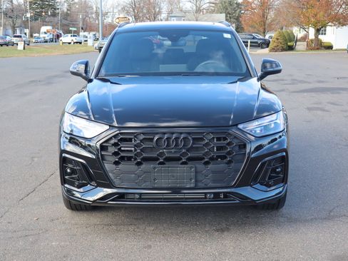 Used 2025 Audi Q5 e Premium Plus image 2