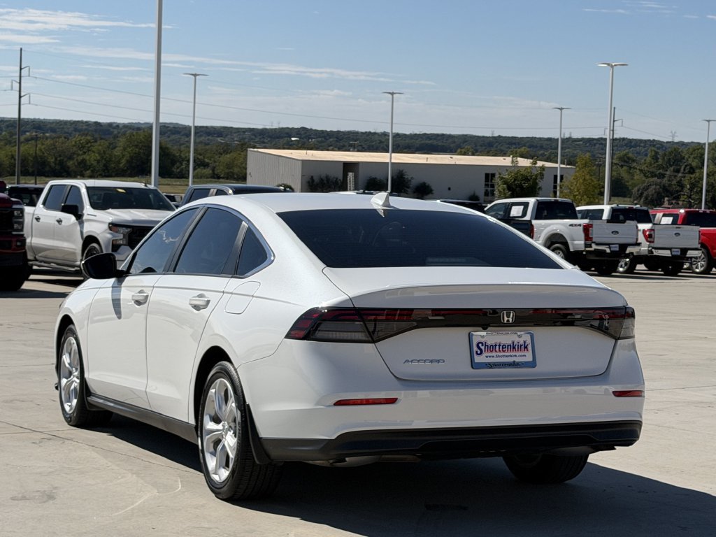 Used 2024 Honda Accord LX image 4