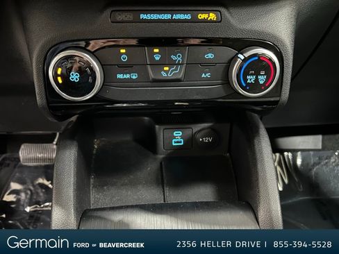 Used 2022 Ford Escape SE image 26