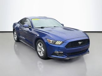 Used 2015 Ford Mustang Coupe video 1