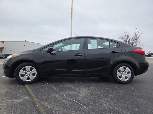 Used 2016 Kia Forte LX image 15