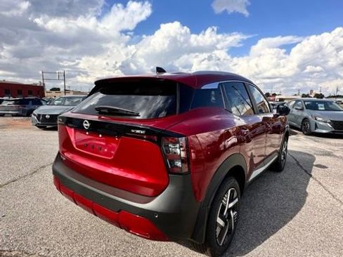 New 2026 Nissan Kicks SV image 7