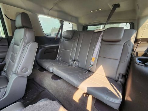 Used 2016 GMC Yukon XL Denali w/ Open Road Package AWD/4WD image 13