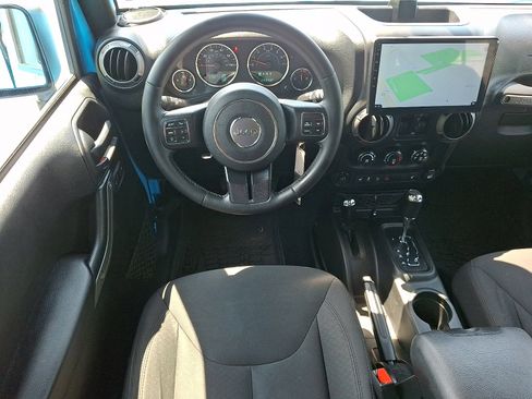Used 2017 Jeep Wrangler Unlimited Sport w/ Quick Order Package 24S AWD/4WD image 11