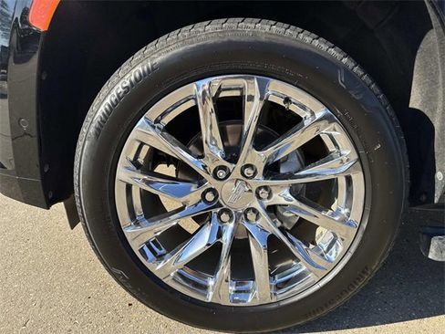 Used 2023 Cadillac Escalade ESV Sport Platinum w/ LPO, ONYX Package image 7