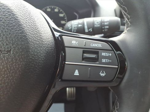 Used 2025 Honda Civic Sport image 15