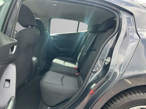 Used 2015 MAZDA MAZDA3 i Sport image 10