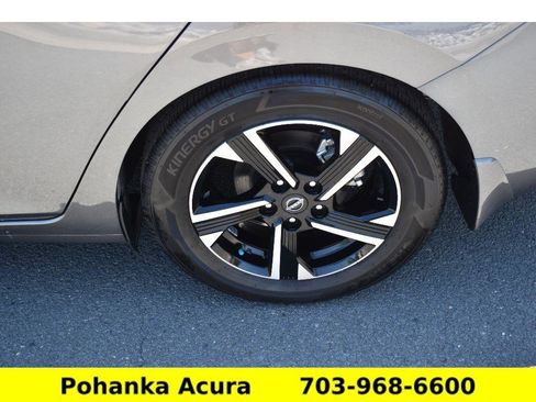 Used 2025 Nissan Sentra SV w/ Trunk Package FWD image 30
