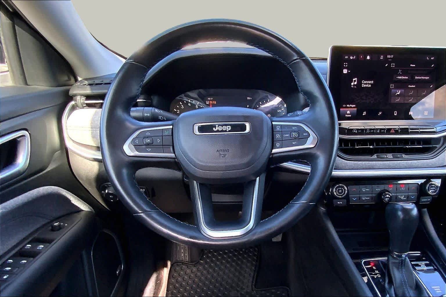 Used 2022 Jeep Compass Latitude w/ Sun and Sound Group AWD/4WD image 6