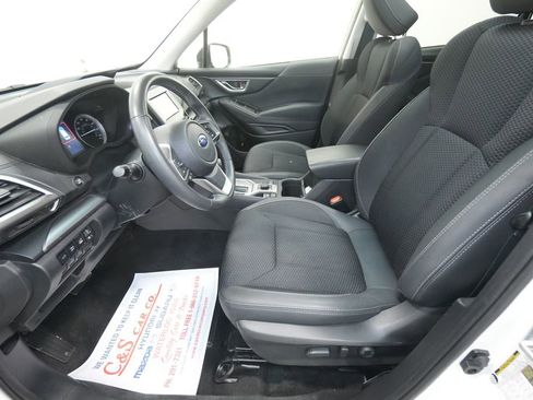 Used 2024 Subaru Forester Premium image 16